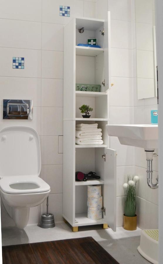 בוקרשט Sunshine - New & Quiet 1Br Apt, Business Area, Close To Airport, Highway A3, Subway מראה חיצוני תמונה
