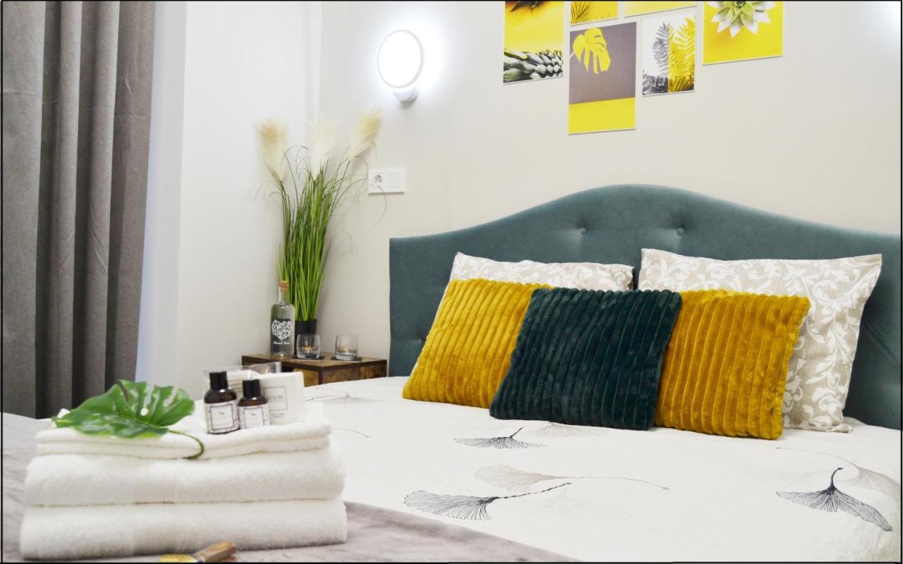 בוקרשט Sunshine - New & Quiet 1Br Apt, Business Area, Close To Airport, Highway A3, Subway מראה חיצוני תמונה
